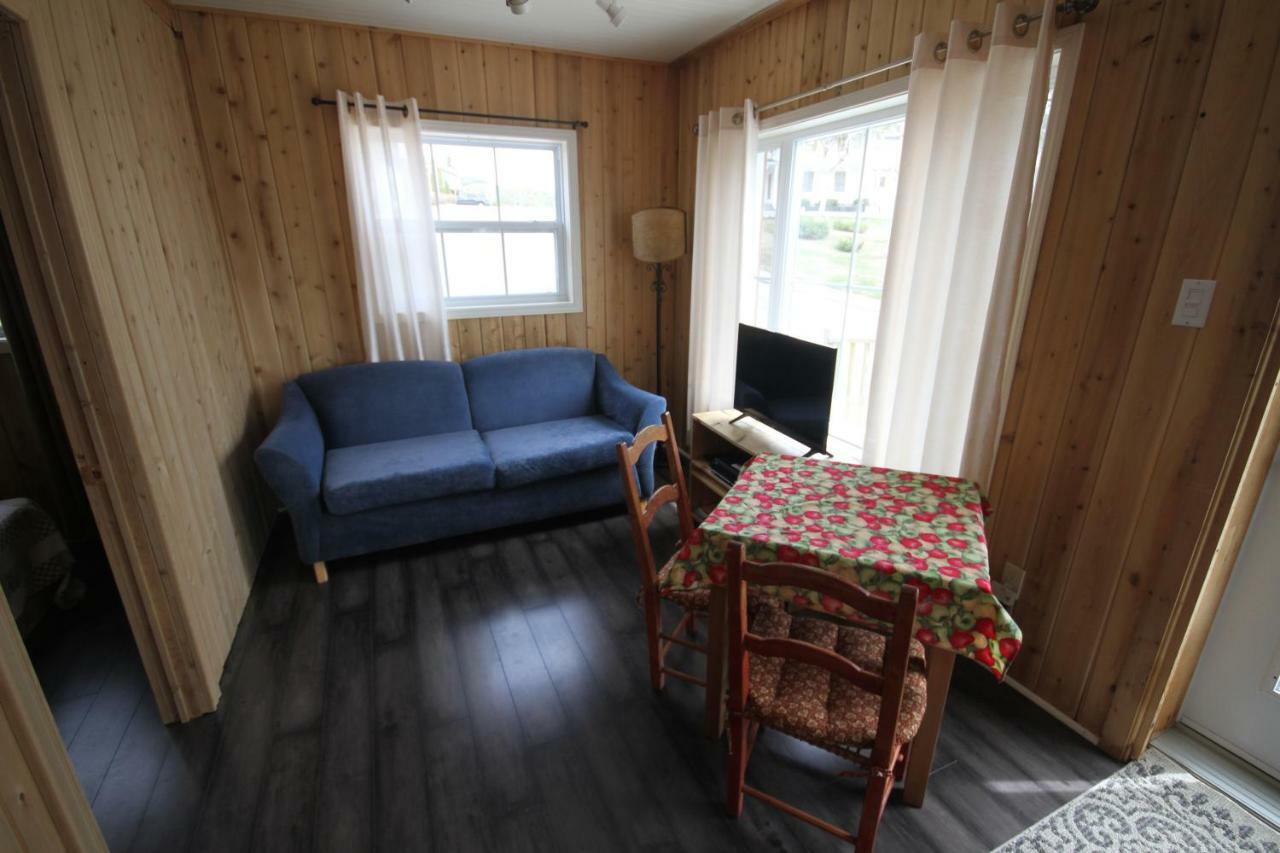 Tadou-Shack Villa Tadoussac Exterior photo