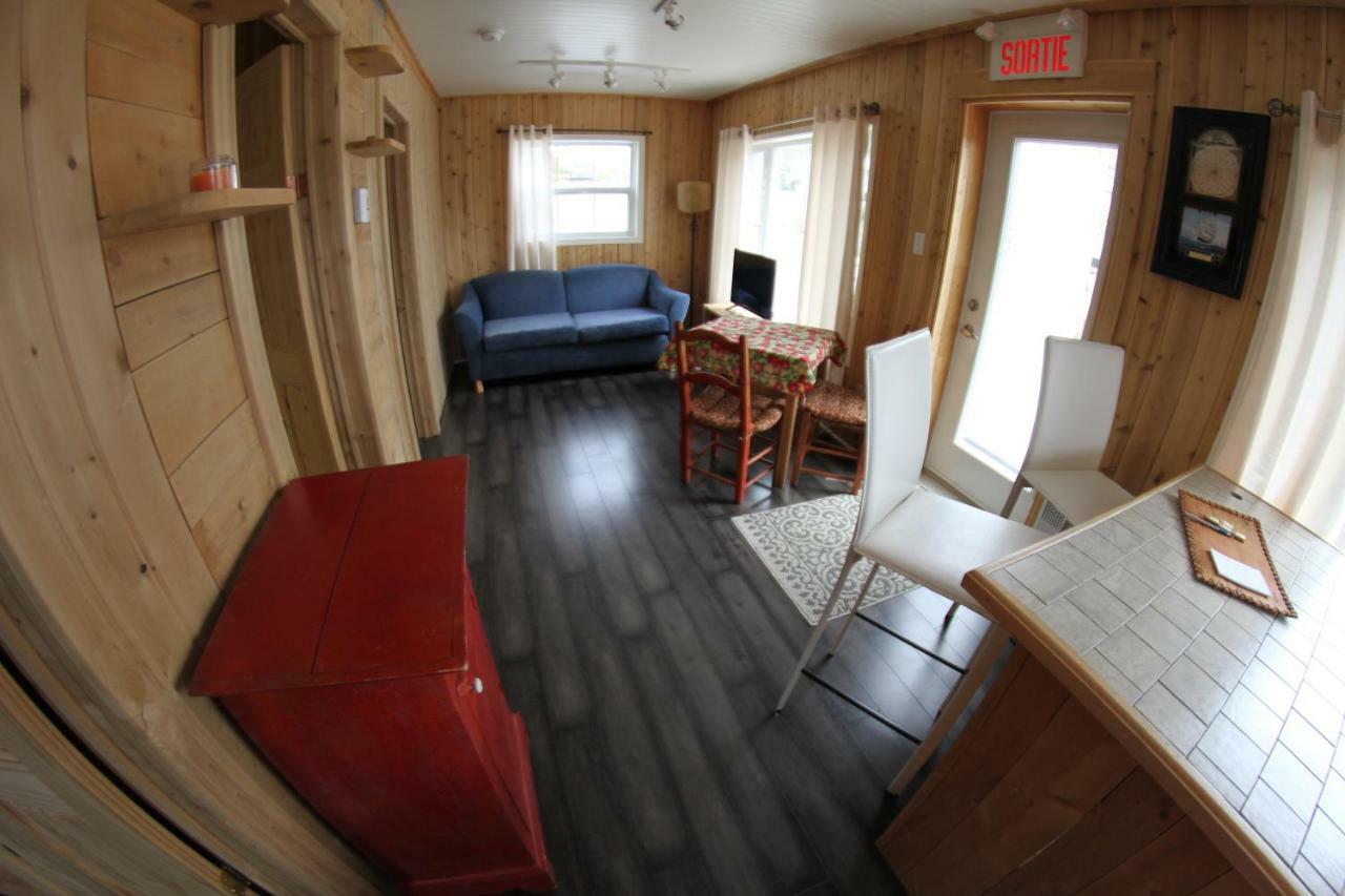 Tadou-Shack Villa Tadoussac Exterior photo
